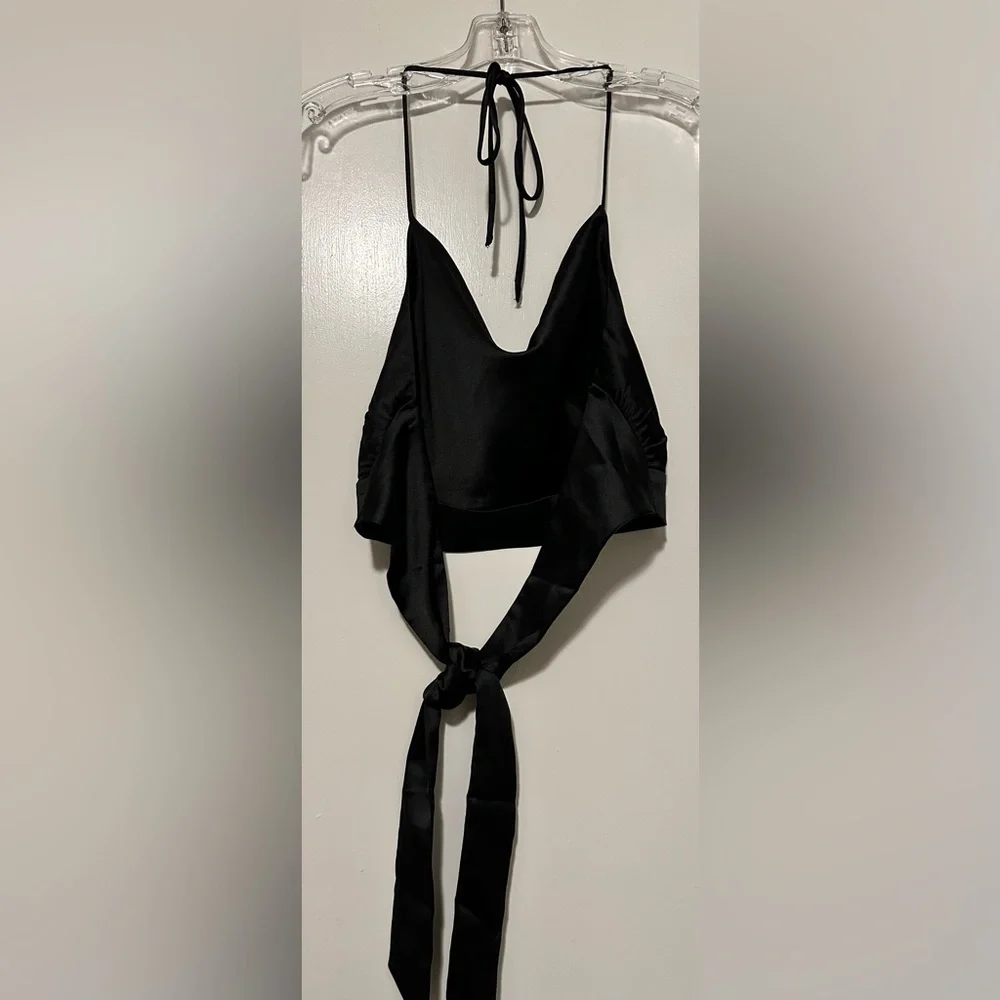 Princess Polly black cowl neck open back crop top size 6 - Picture 2 of 8